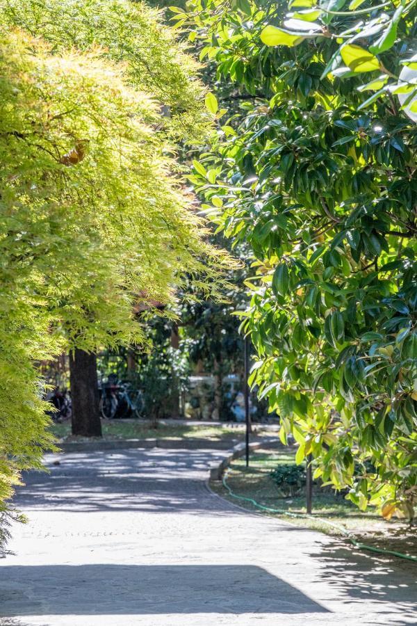Centre - 10 Minutes To Duomo - Free Wifi E Netflix Apartment Milan