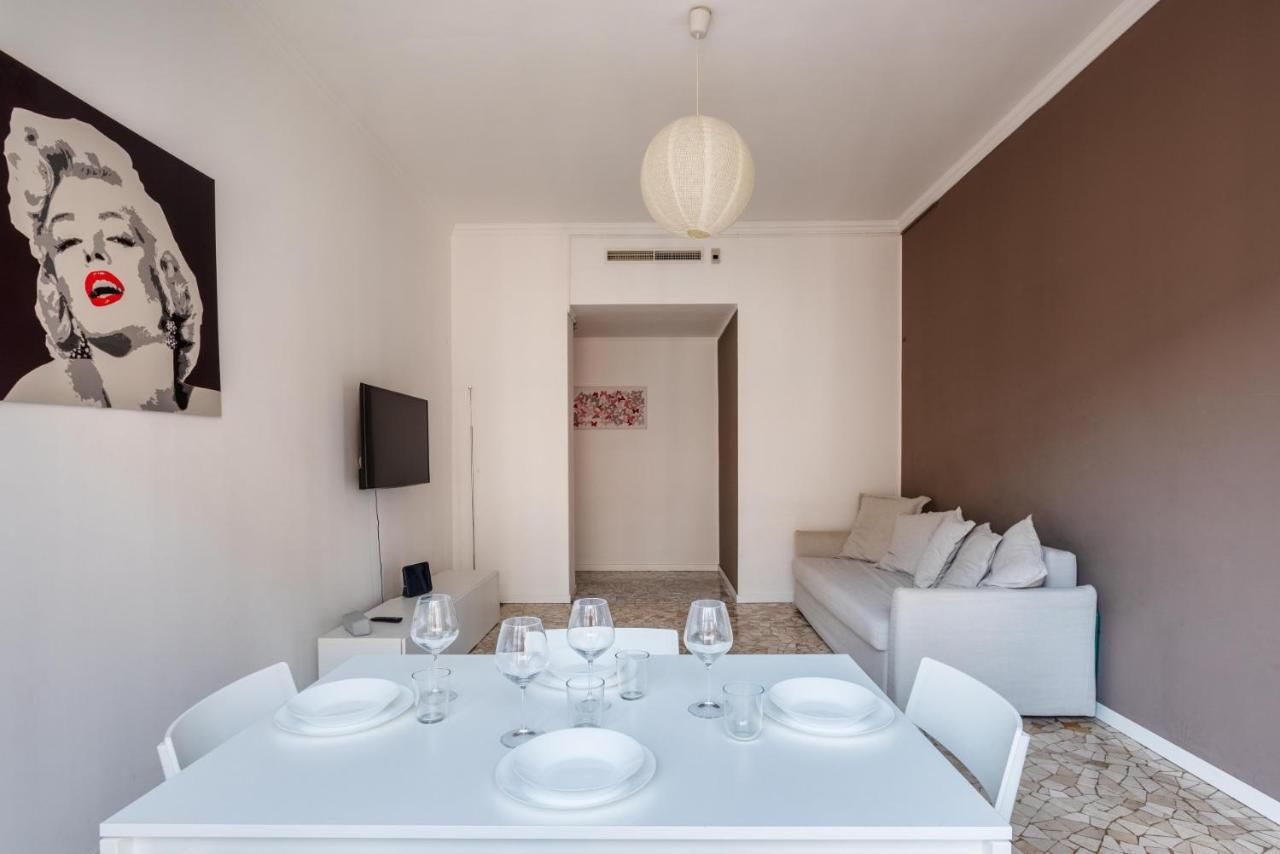Spacious And Elegant House In Brera By Easylife * Milan