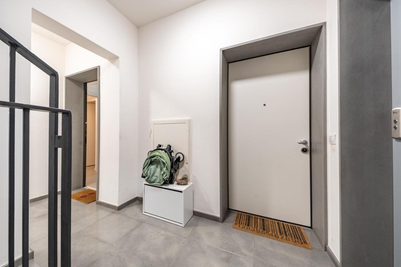 Renovated With Garden & Veranda! Apartamento Milão