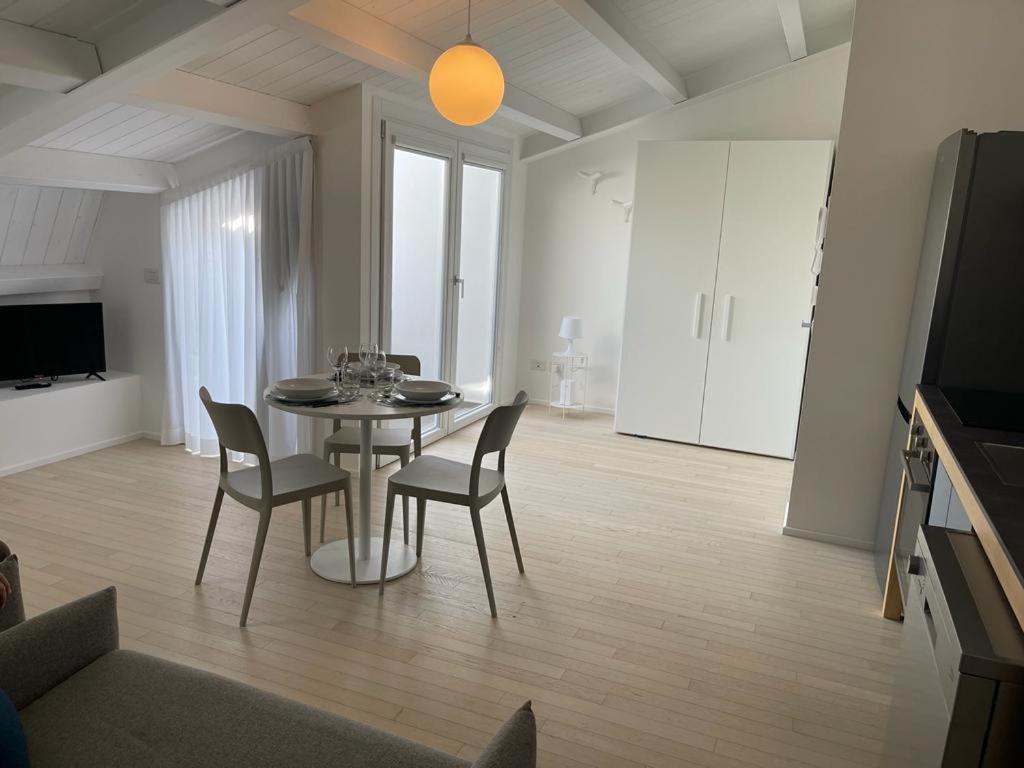 Abruzzi Short Rent Mailand