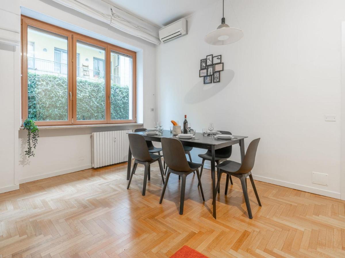 Apartment The Rent - Spacious Three-bedroom In Moscova Mailand