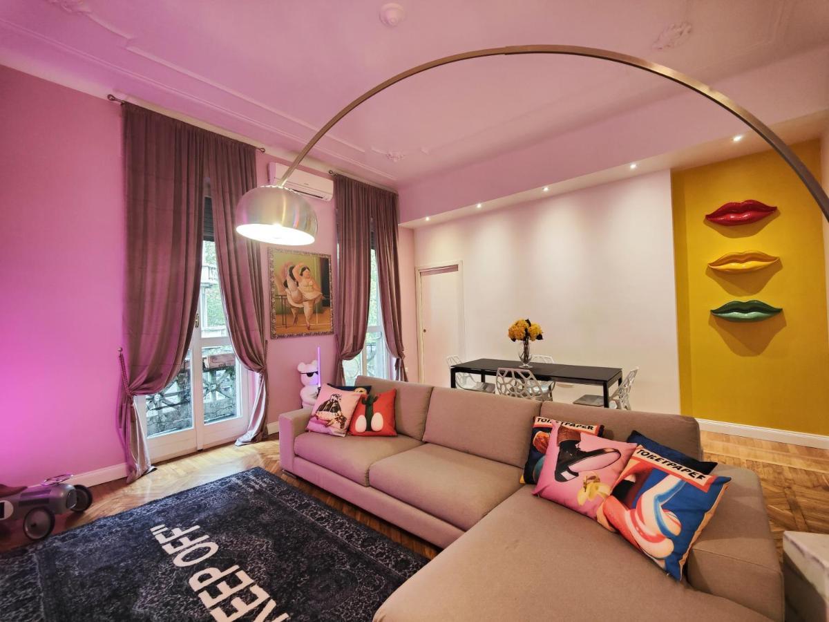 Designed Pop 2 Bedrooms, 2 Baths In Center - Wifi, Ac, Steps From Subway M1 And M2, Station And Airport Connected