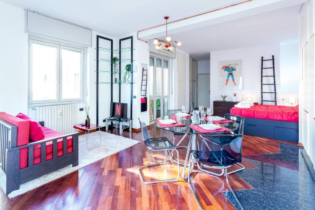 Duomo 10 Min Luxury • Terrazzo • Wi-fi • Netflix Mailand