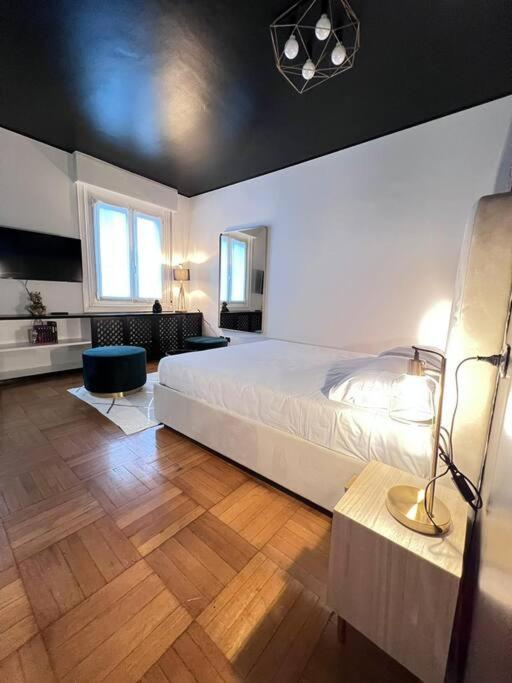 Apartment Luxury With Terrace Near Arco Della Pace