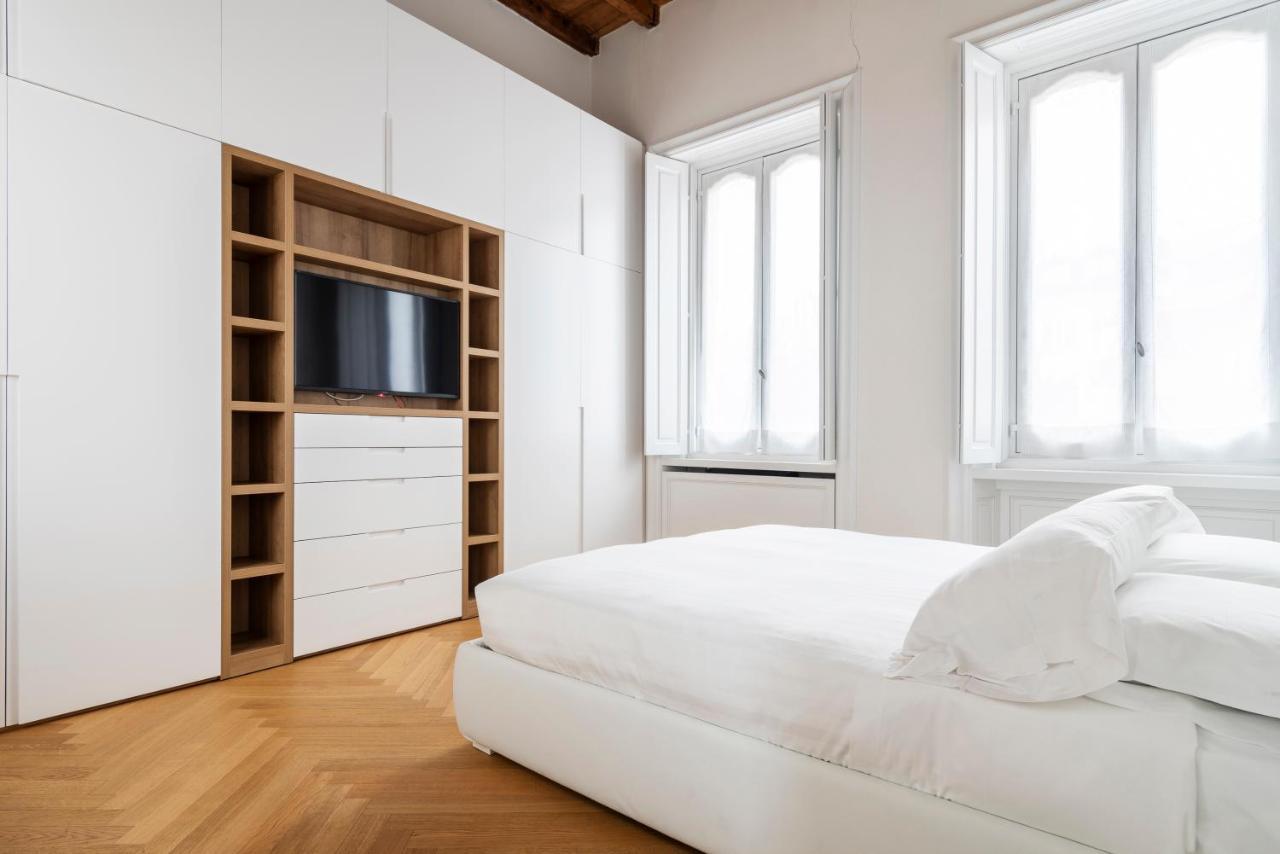 Fifty Eight Santo Stefano Apartment