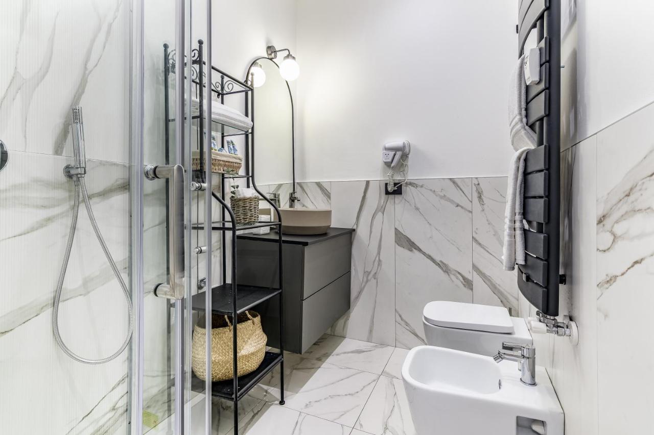 Apartamento Beplace In San Babila Milão