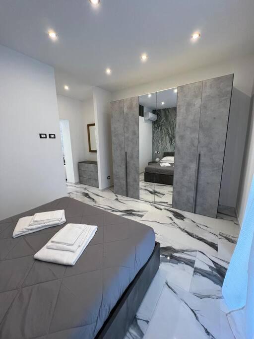 Luxury Carrara Mailand