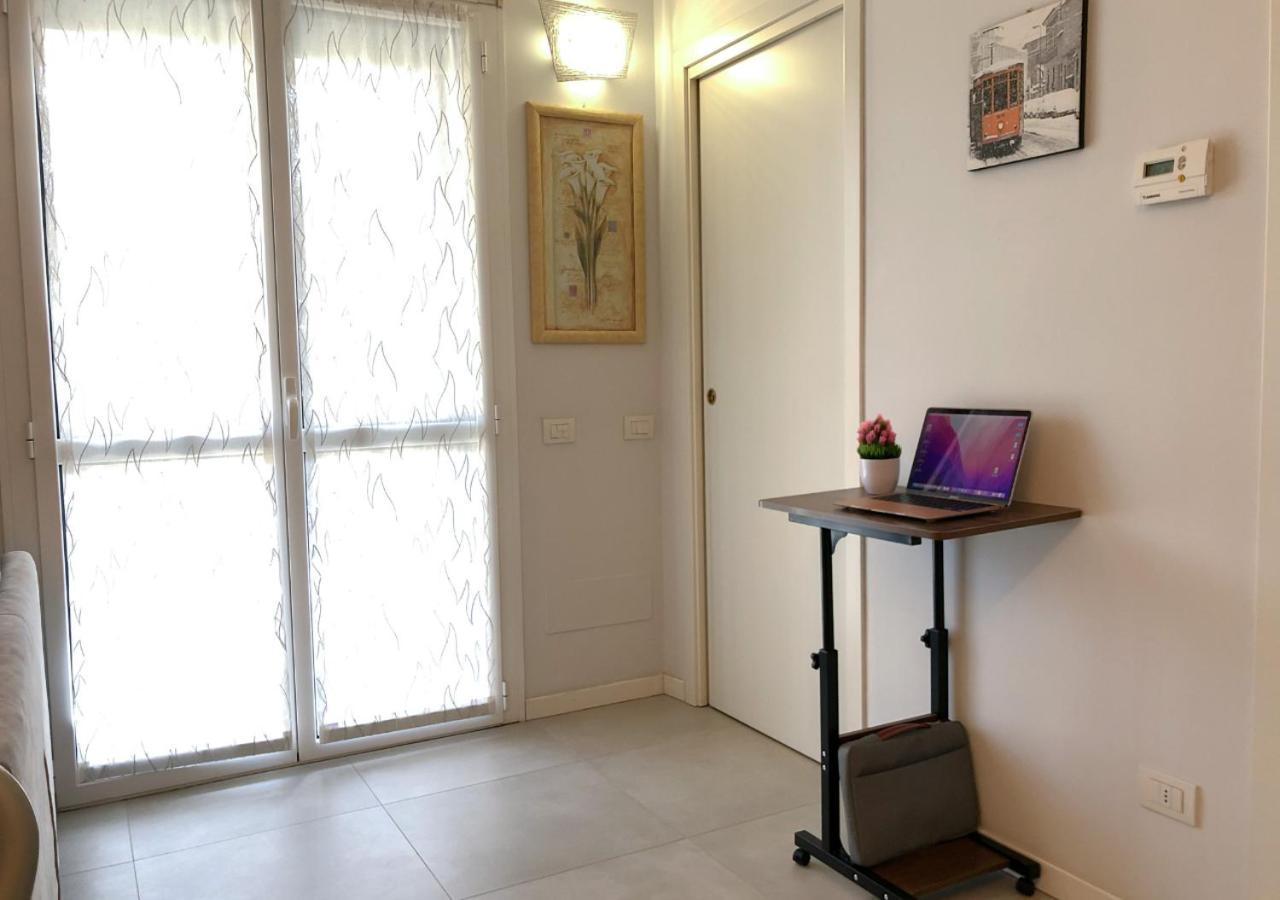 Confortevole Bilocale A Pochi Minuti Dal Centro Apartamento Milão