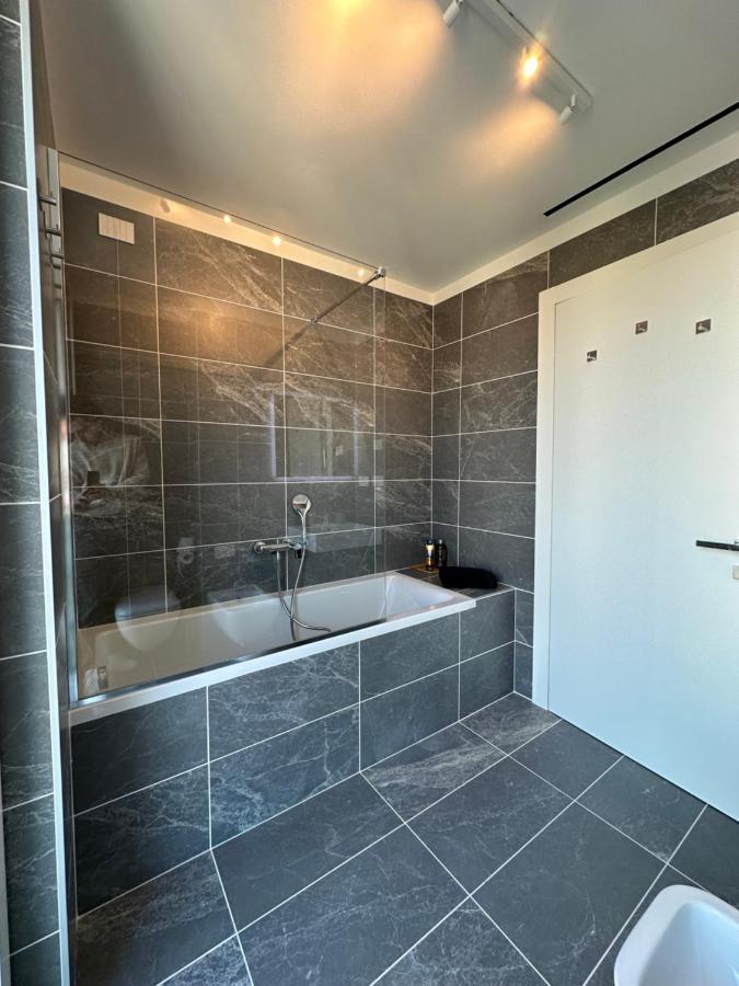 Torre - Luxury Modern Flat