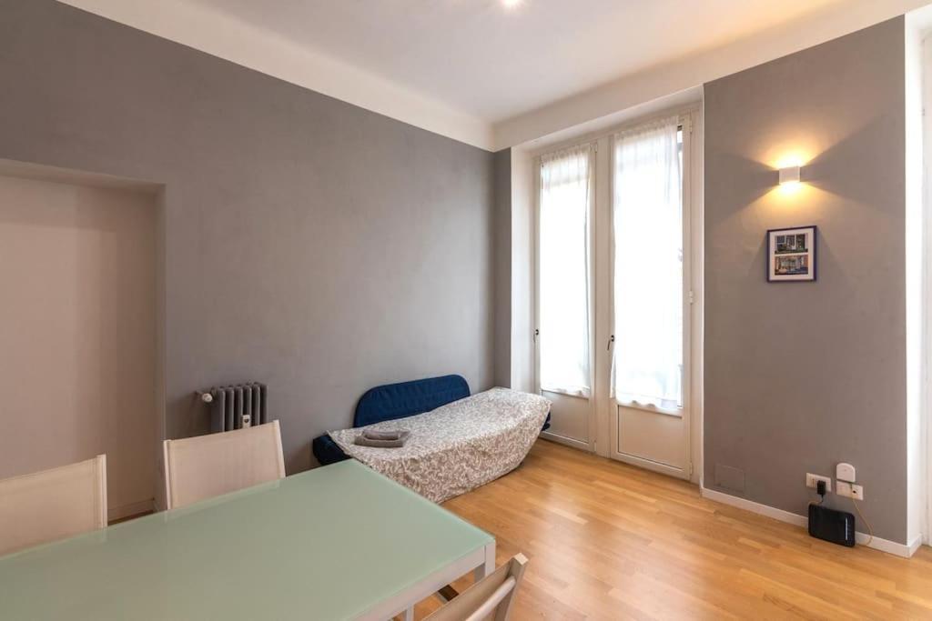 Sant'ambrogio Apartment *