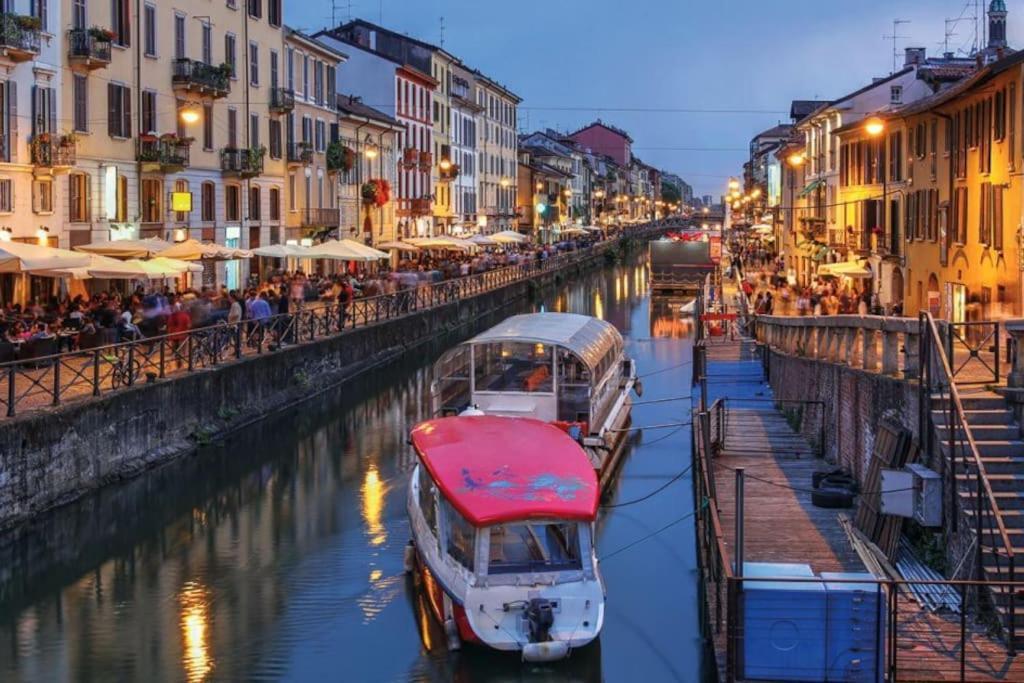 Navigli-bocconi Spazio Luce Design * Milão