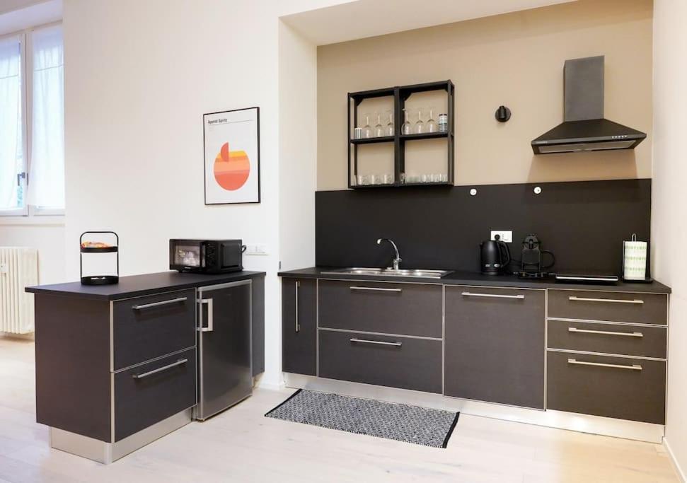 Navigli-bocconi Spazio Luce Design Apartamento *