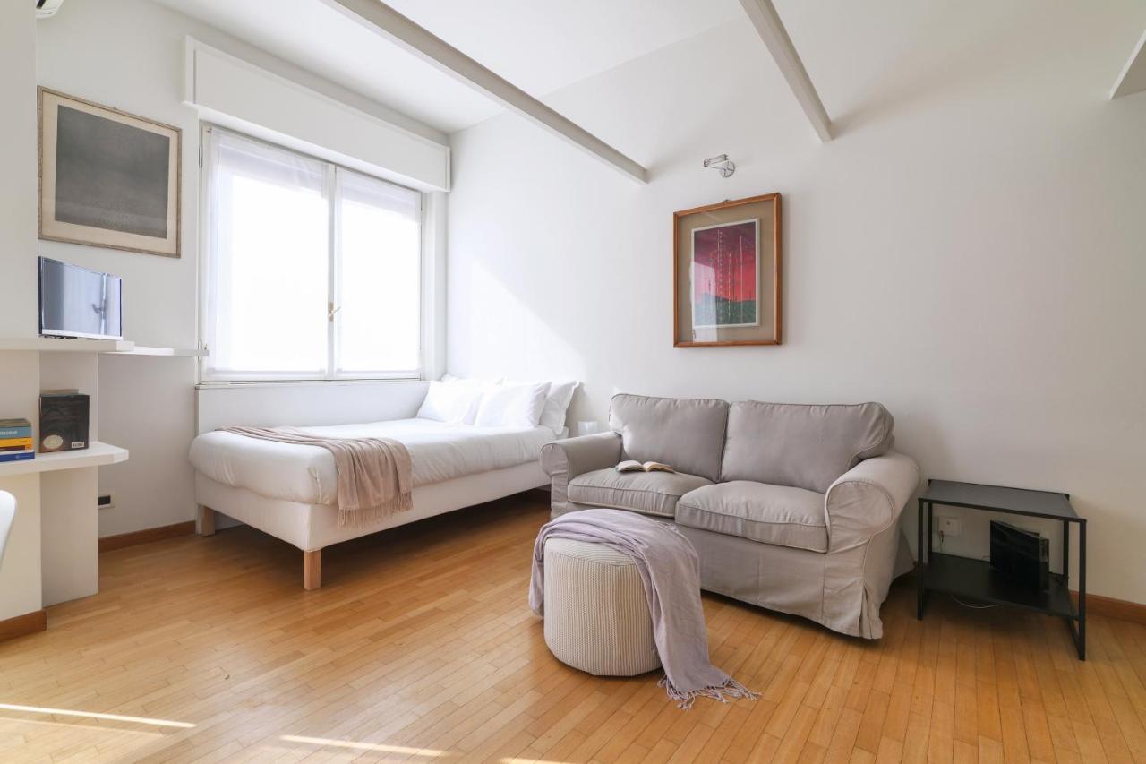 Contempora - Palermo 14 Mailand