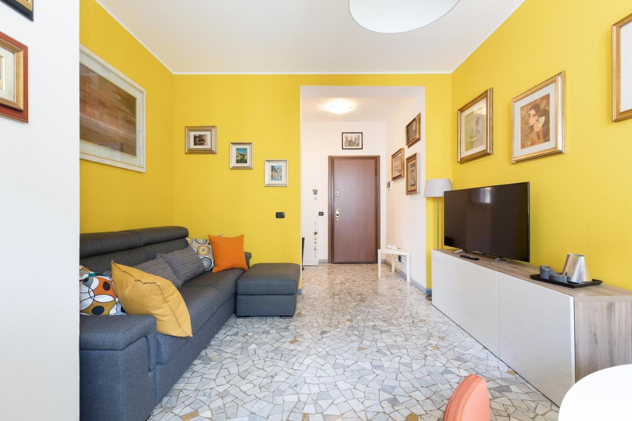 With Balcony - 50 M Far From M1 Pasteur Apartment *