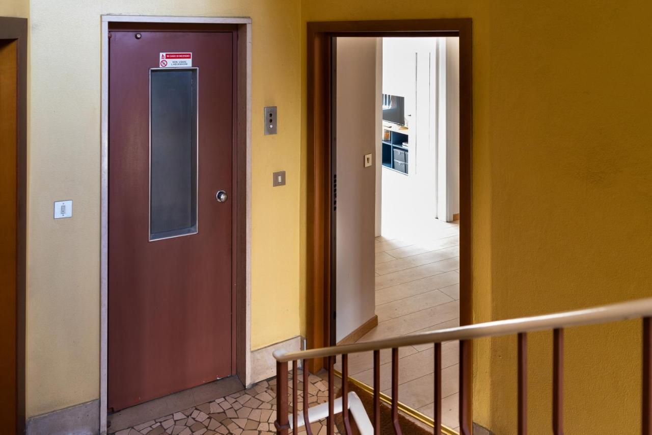 Accomodo Mit12 Trivano Linate Apartamento *