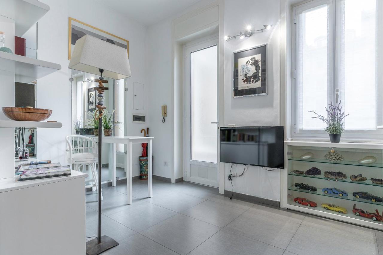 Apartment S. Ambrogio Square Mailand