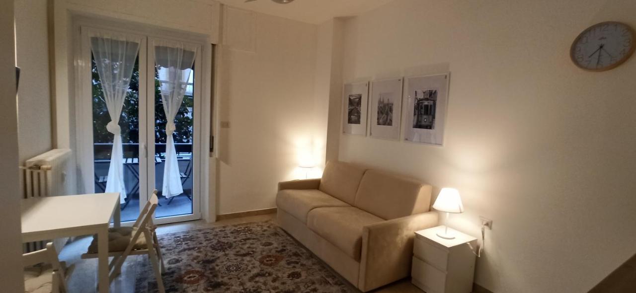 Smart Porta Venezia Fashion District Apartment *