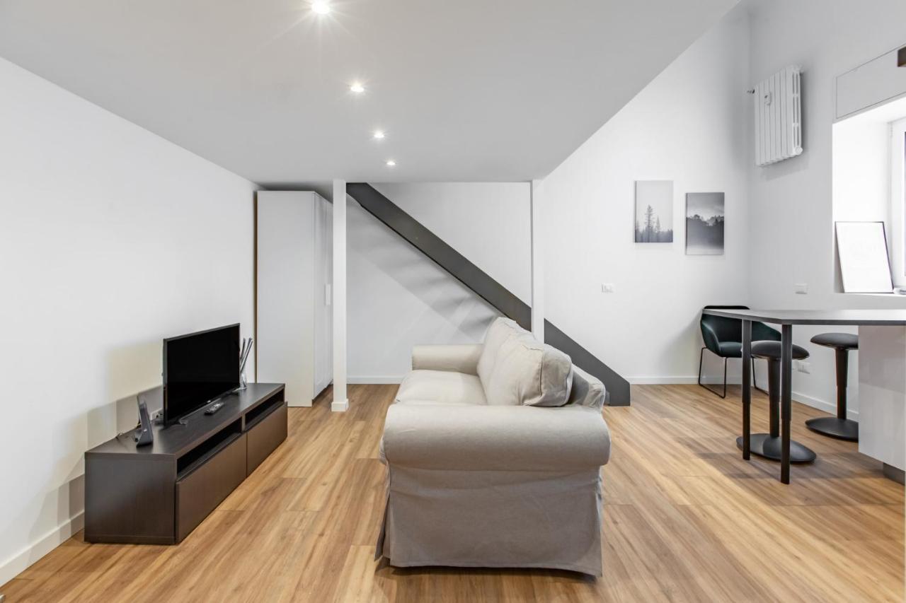 Easylife - Sofisticato Con Soppalco A Due Passi Dalla Stazione Apartment Mailand