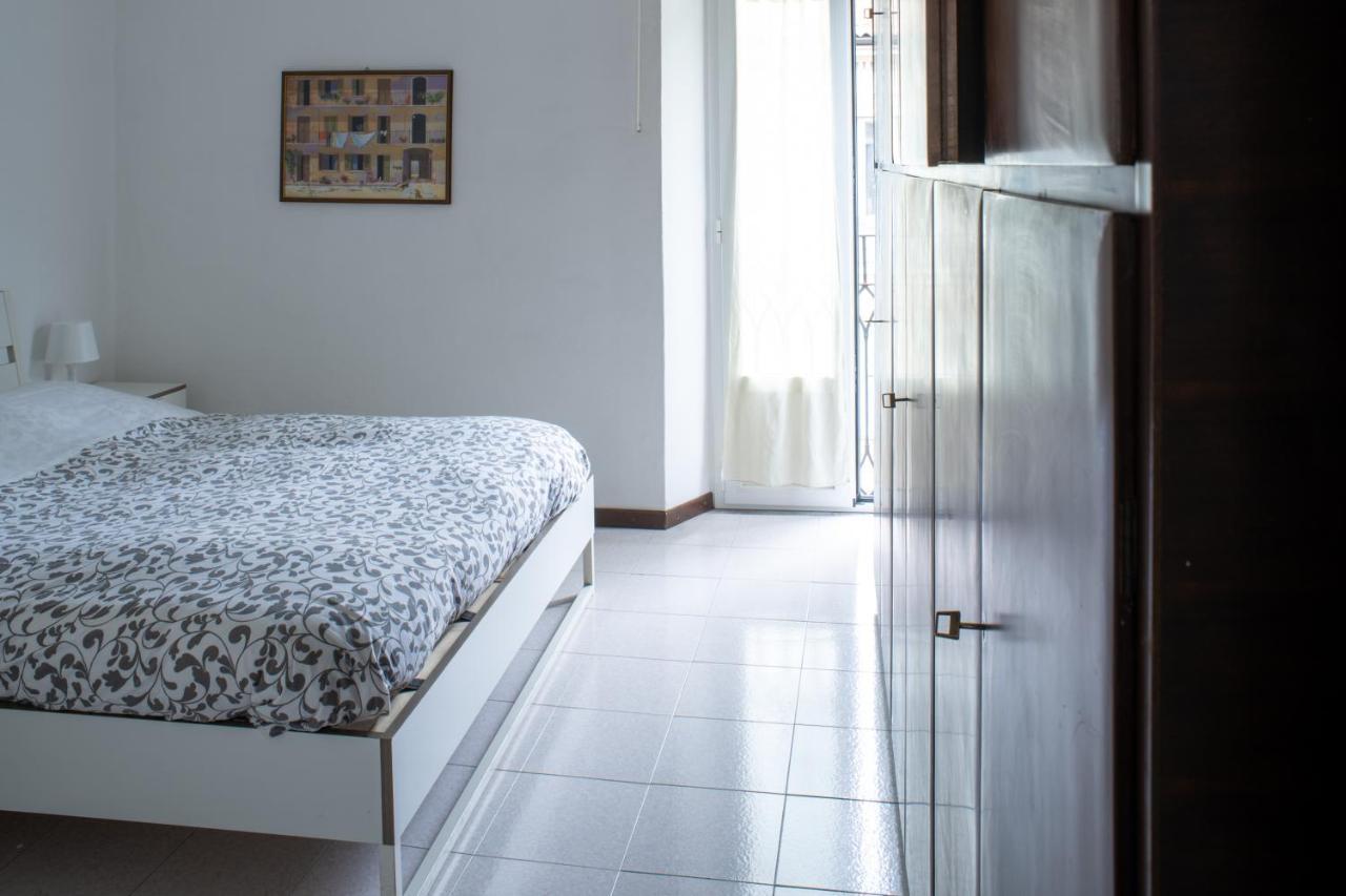 Apartamento Accomodo Mib25 Bivano Navigli Milão
