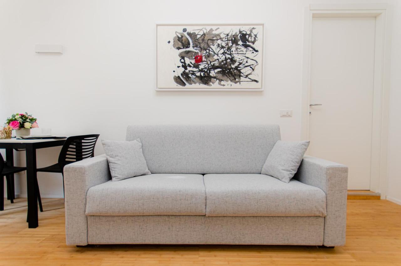 Schiaparelli 4 Apartment Mailand