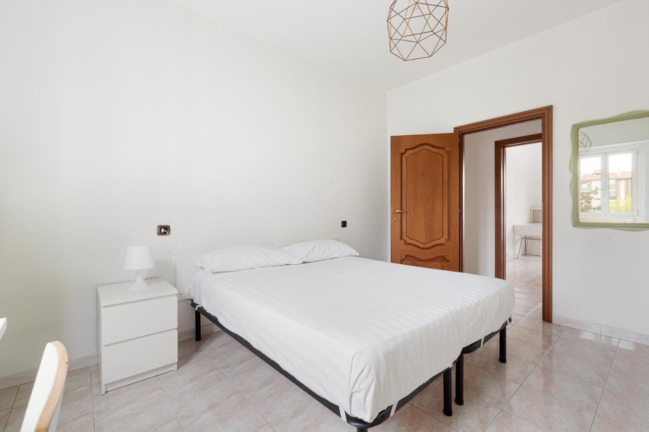 Comfy X6 - 400 M Far From Bonola Mm1 Apartment