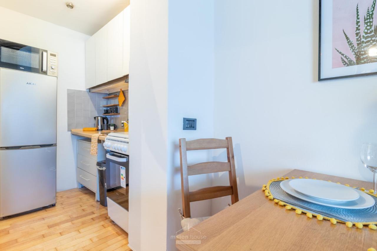 Ascanio Apartment, In The Heart Of Nightlife