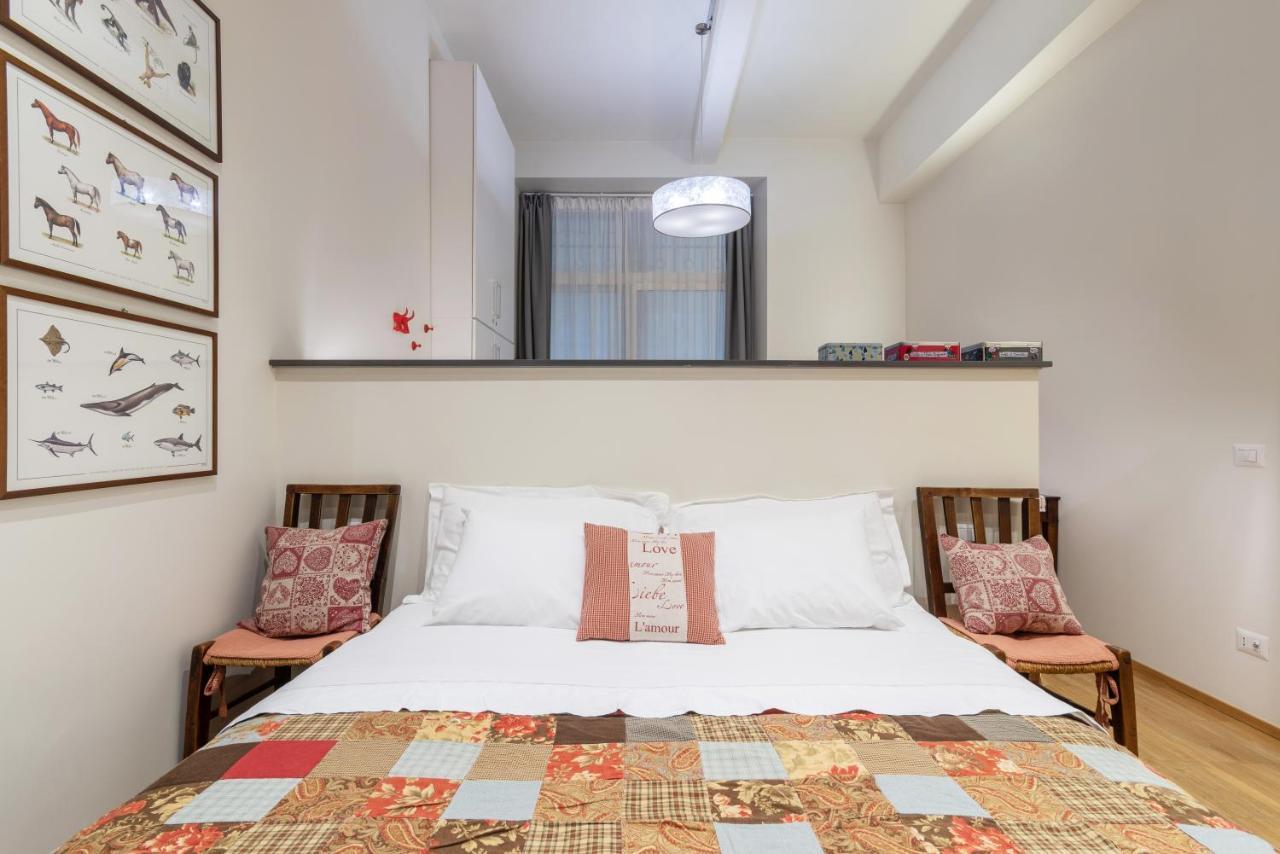 La Casa Colorata - Flats In - Bocconi Apartment