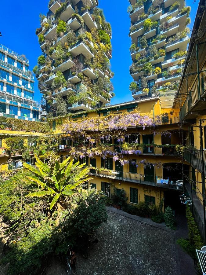 Apartment The Mundial - Bosco Verticale View