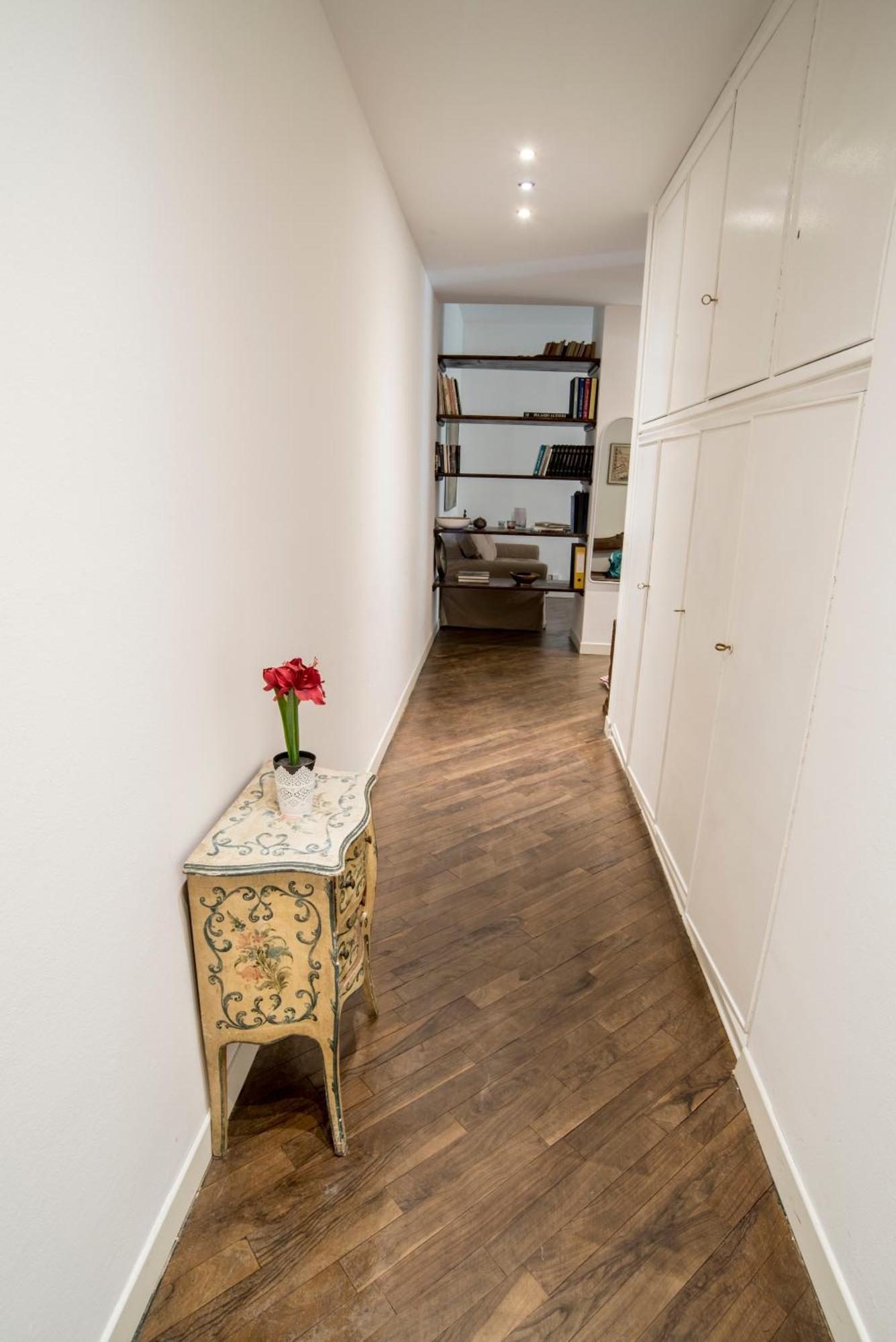 Renovated Flat Near Duomo - Lamarmora Apartment *