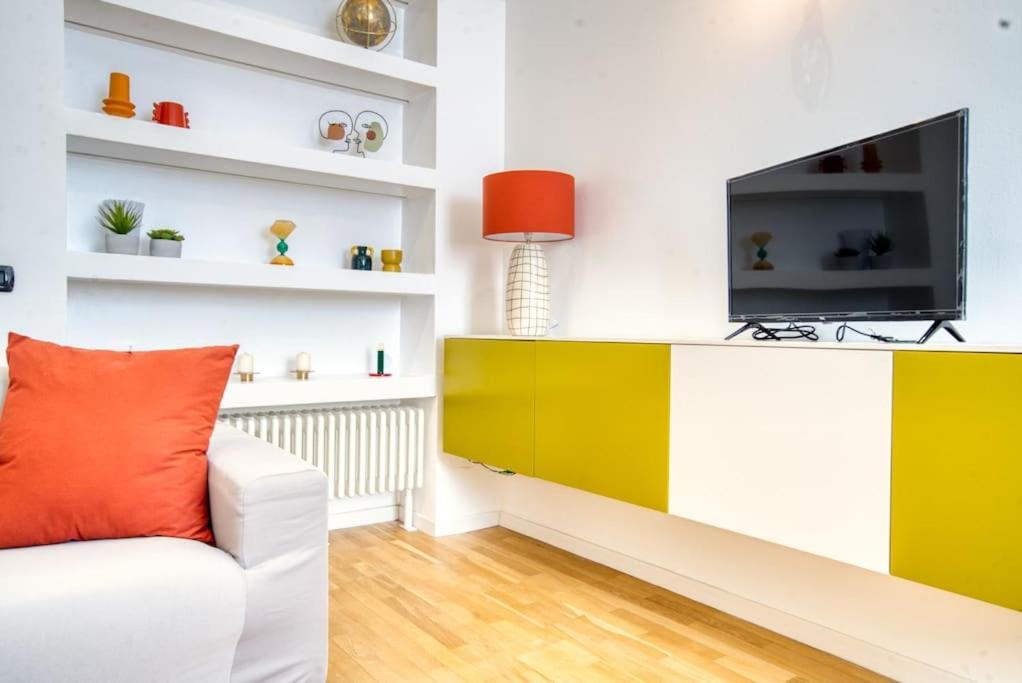 Apartment Ospitali - Casa Armonia Delizioso Bilo Vicino A Piola Milan