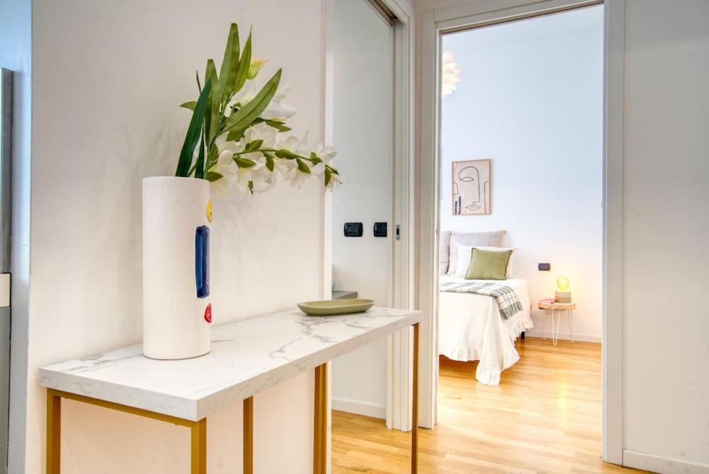 Apartment Ospitali - Casa Armonia Delizioso Bilo Vicino A Piola Milan