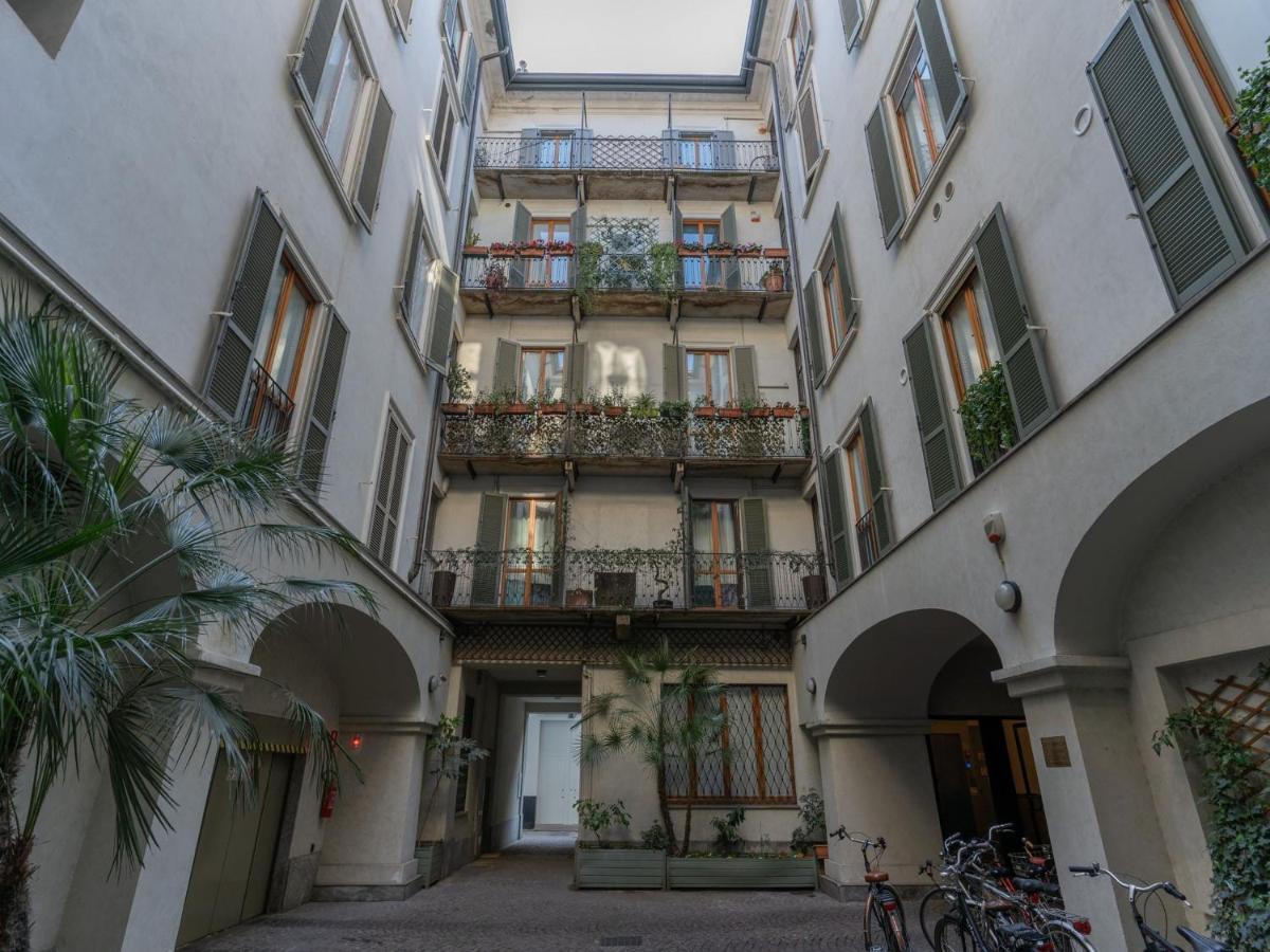 The Rent - Gorgeous Two-bedroom In Porta Nuova District Apartment