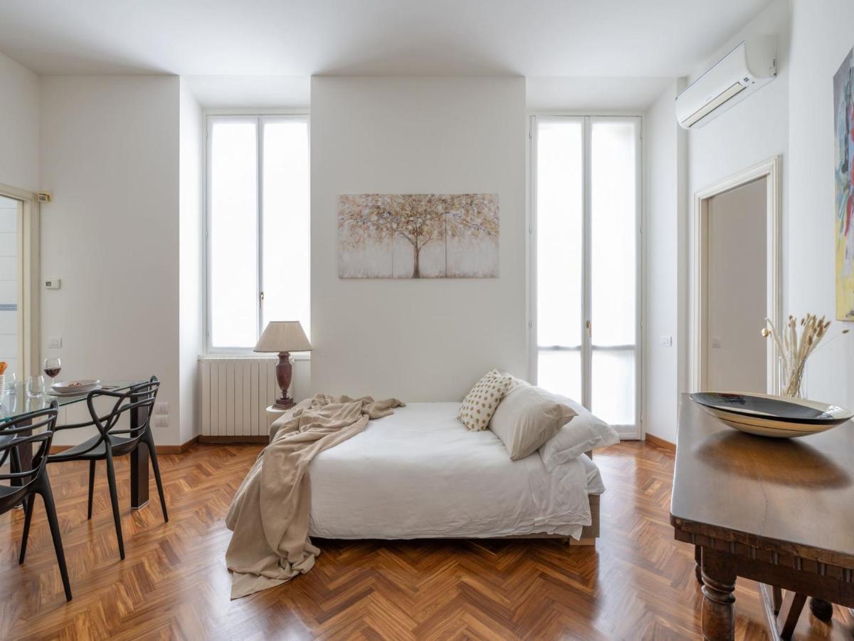 The Rent - Gorgeous Two-bedroom In Porta Nuova District * Milan