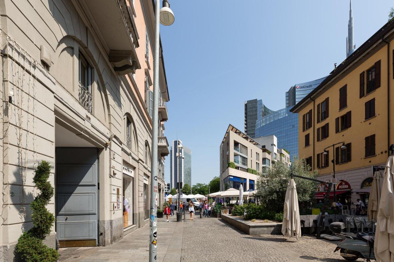 Corso Balcony Apartment Mailand