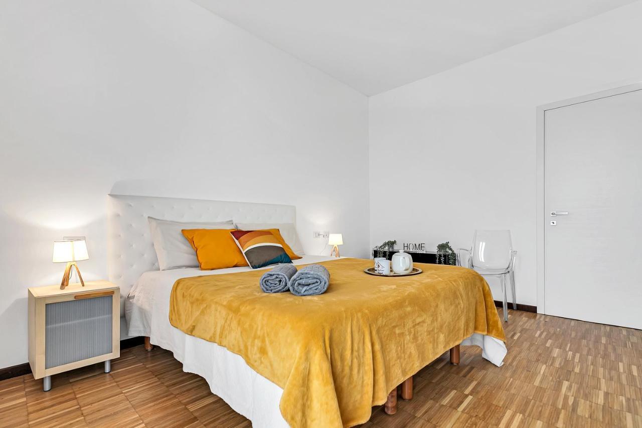 Buzzi - Affitti Brevi Italia *