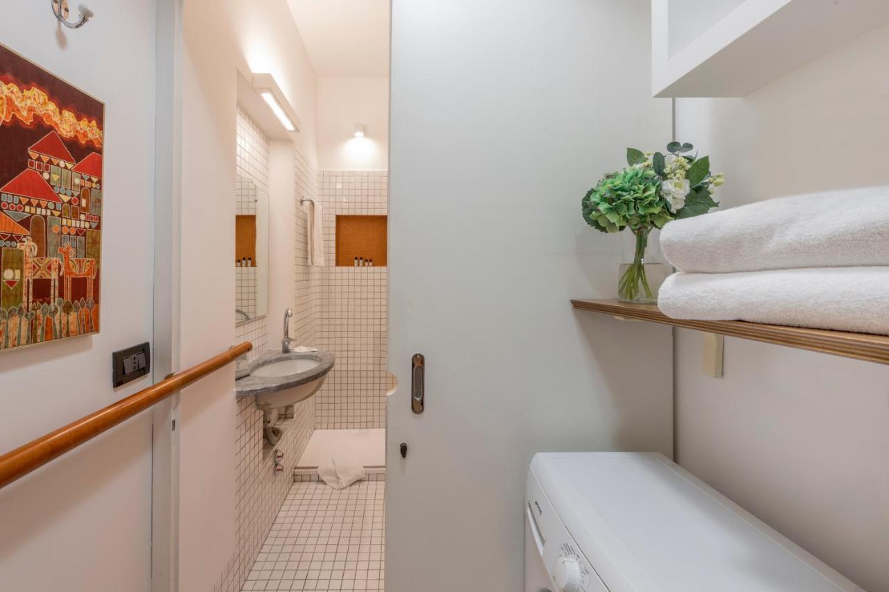 Bnbutler - Visconti Di Modrone - Piccolo Nido In Posizione Centralissima Apartamento *