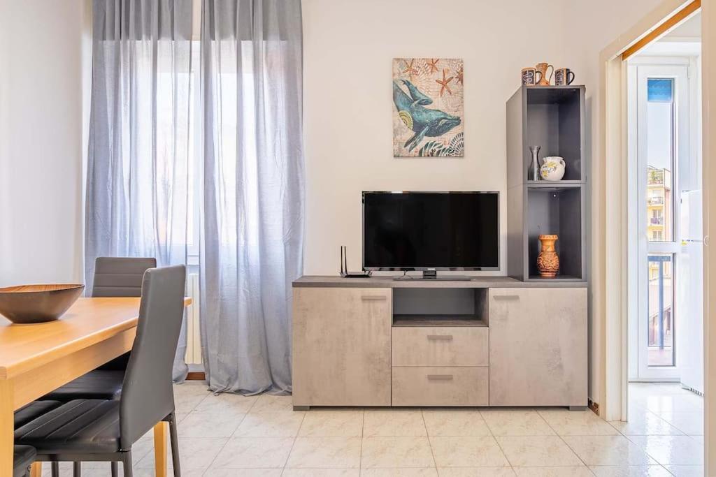 Guest Planet - Intero Bilocale Crescenzago M2 *
