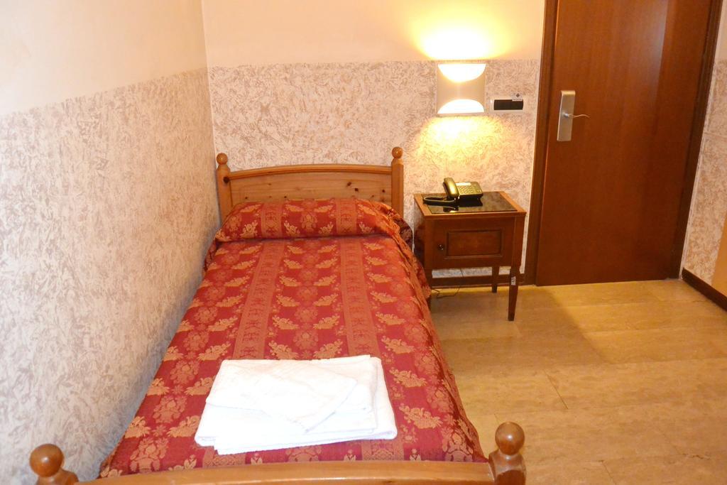 Nettuno Hotel Milão