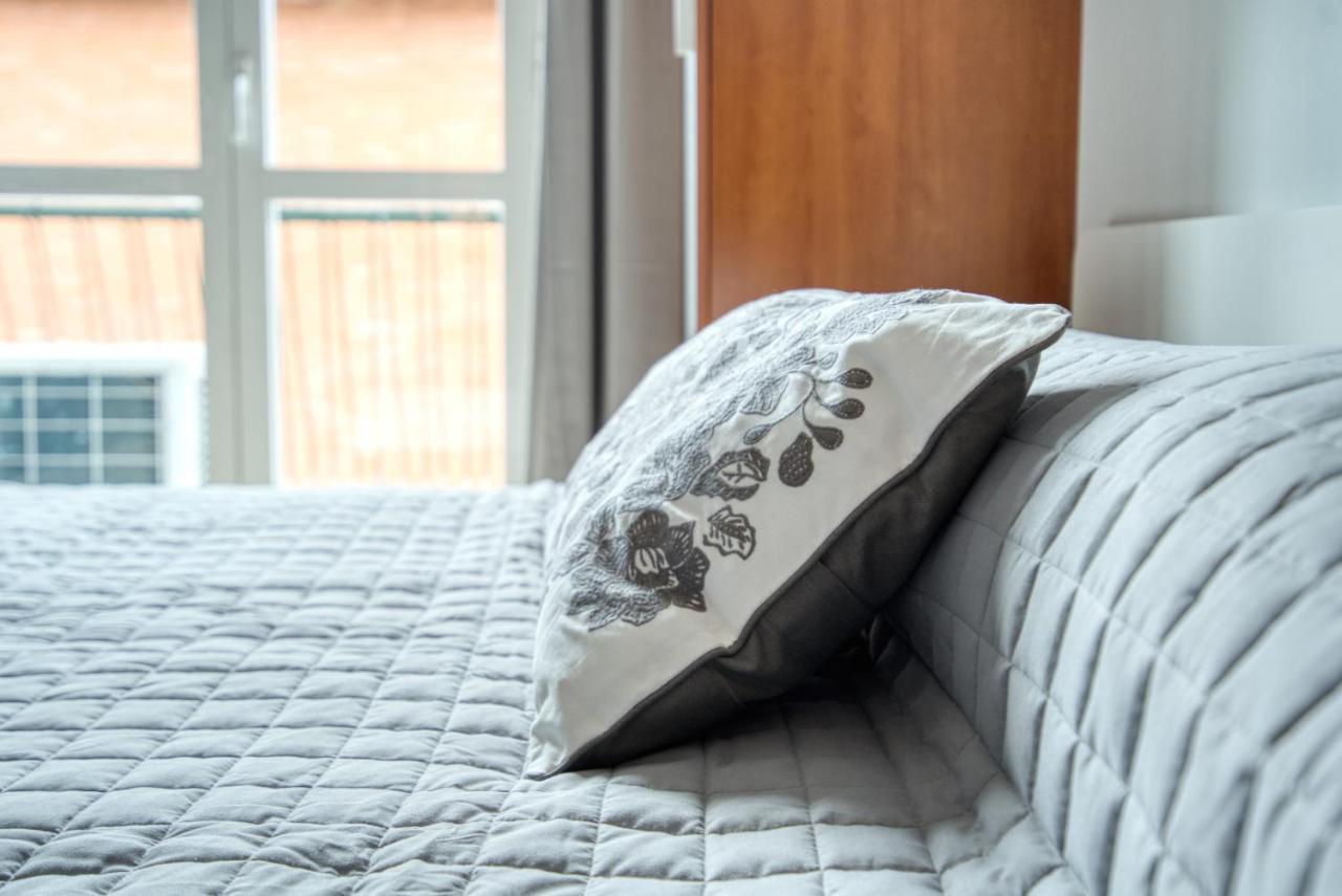 Apartment Soggiornare Sul Naviglio Milan