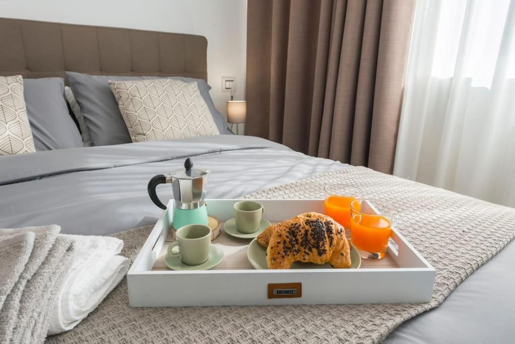 Cozy Private Flat - Mm Marche 7 Min * Mailand
