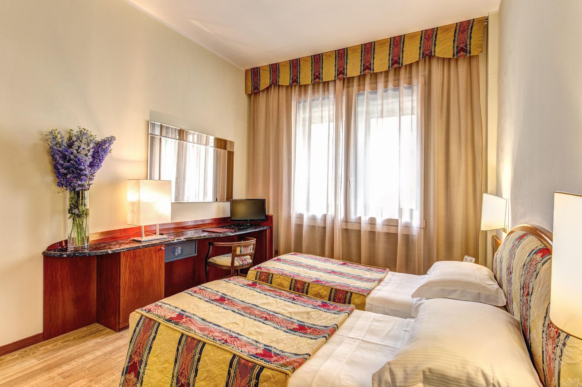 Hotel Romana