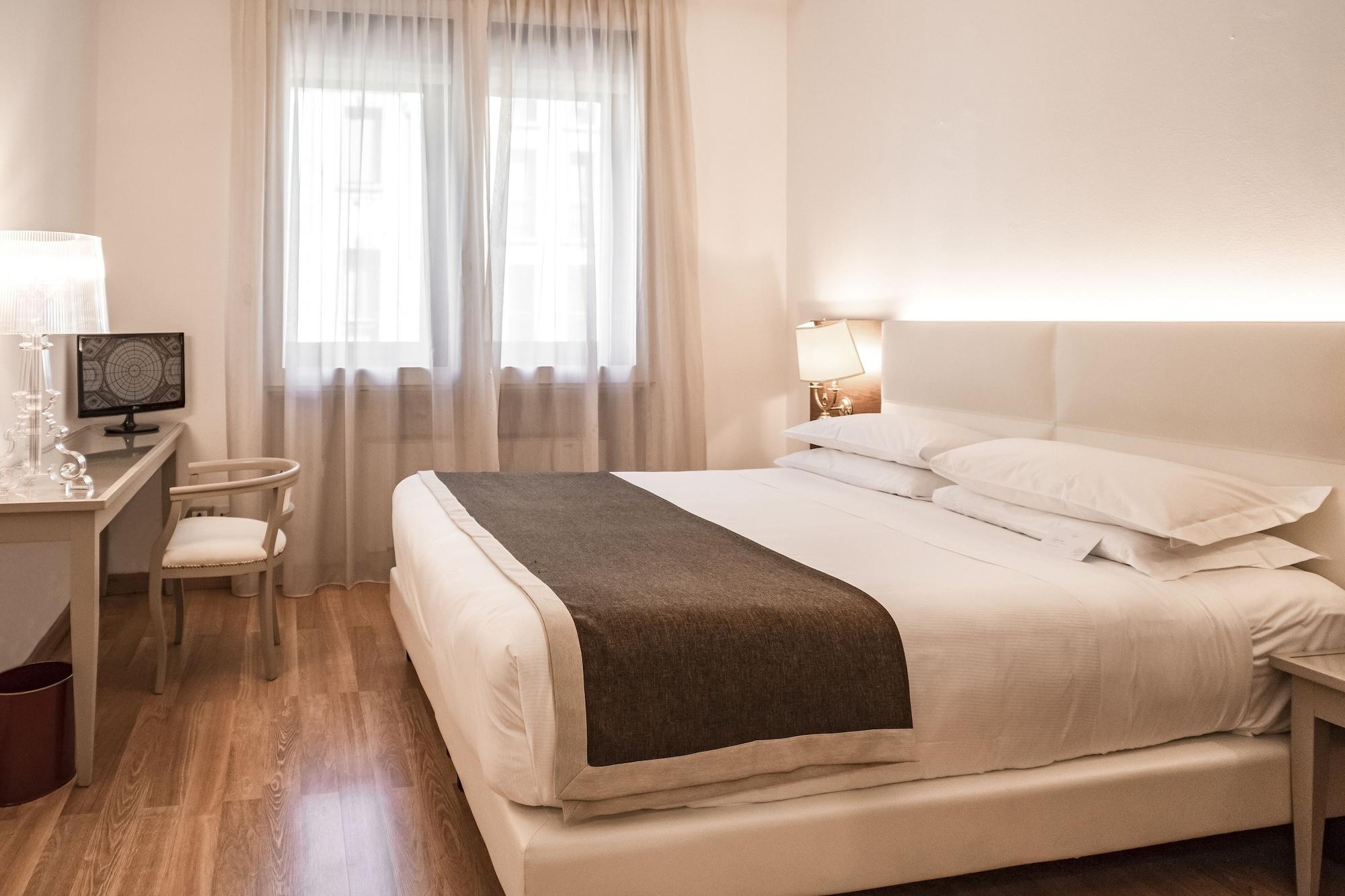 Hotel Romana