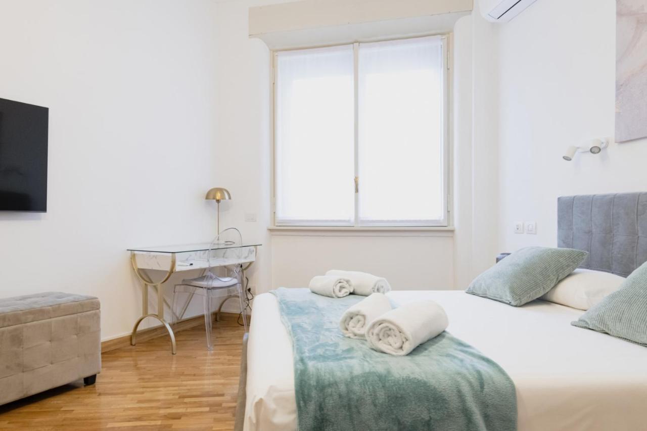Apartamento Easylife - Attico Di Lusso A Pochi Passi Dal Duomo Milão