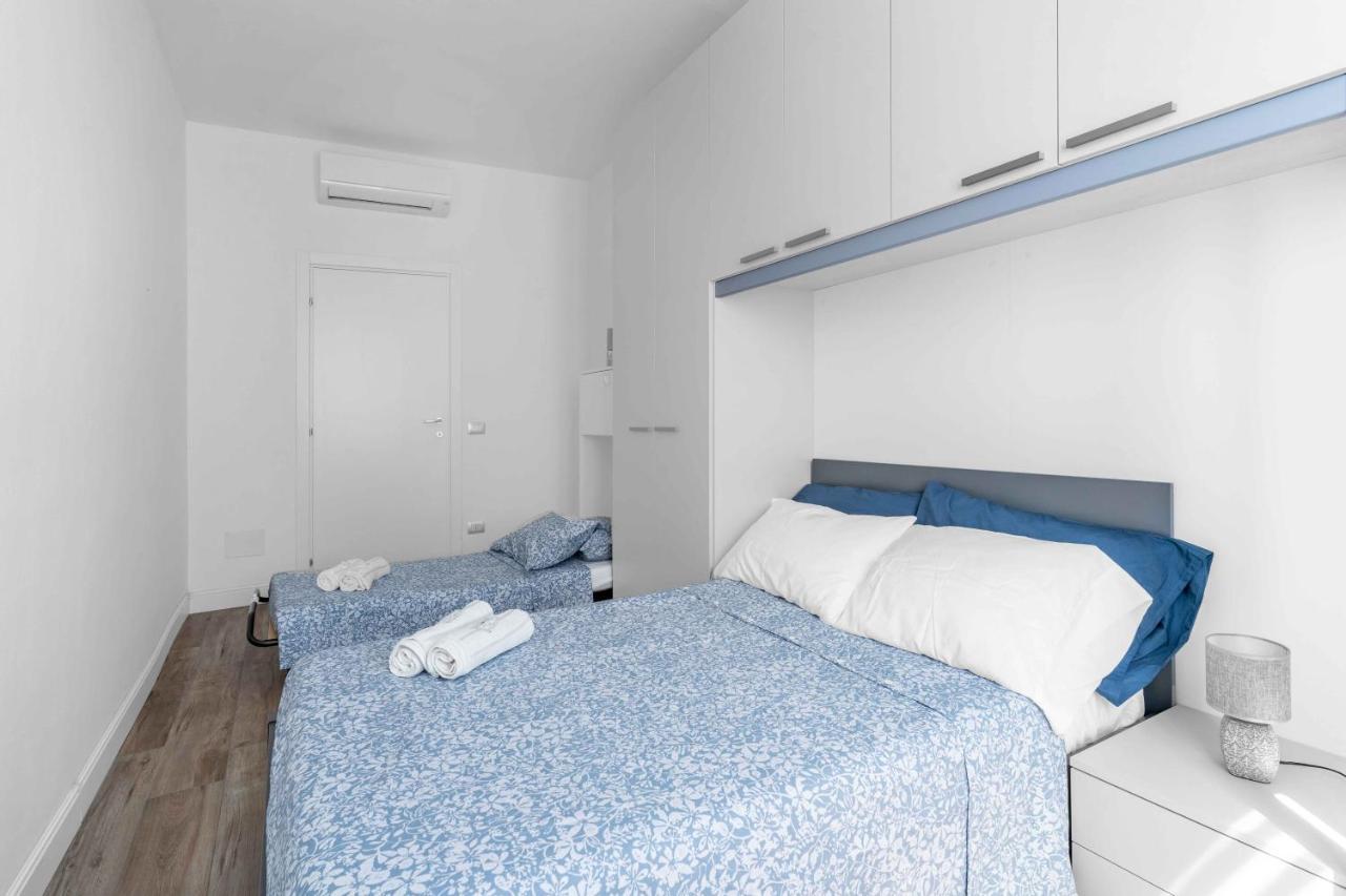 Apartment Mo237 Loreto- Duomo -modern -