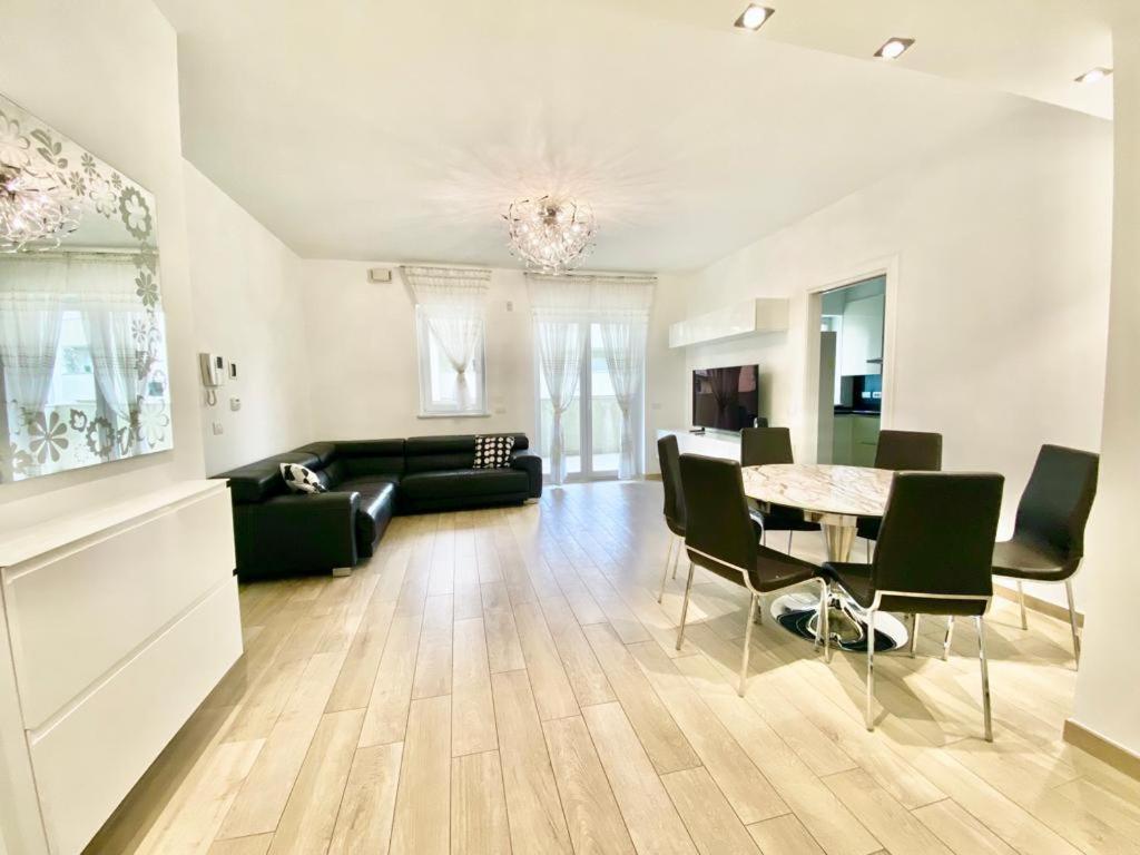 Mpm - Belinzaghi 5 6 Pax Apartment Mailand