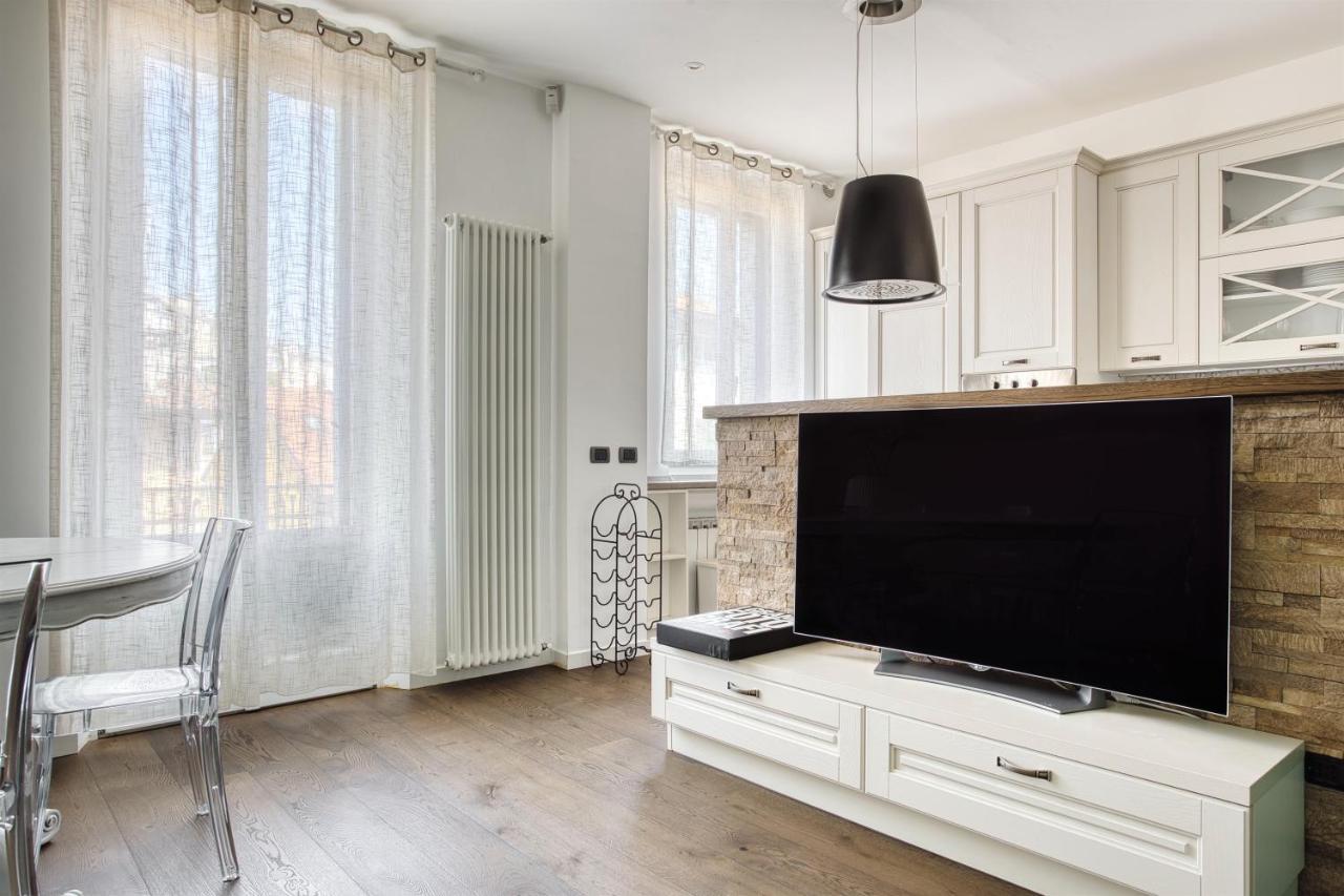 Joivy Superb 2bed Flat With Balcony Apartamento Milão