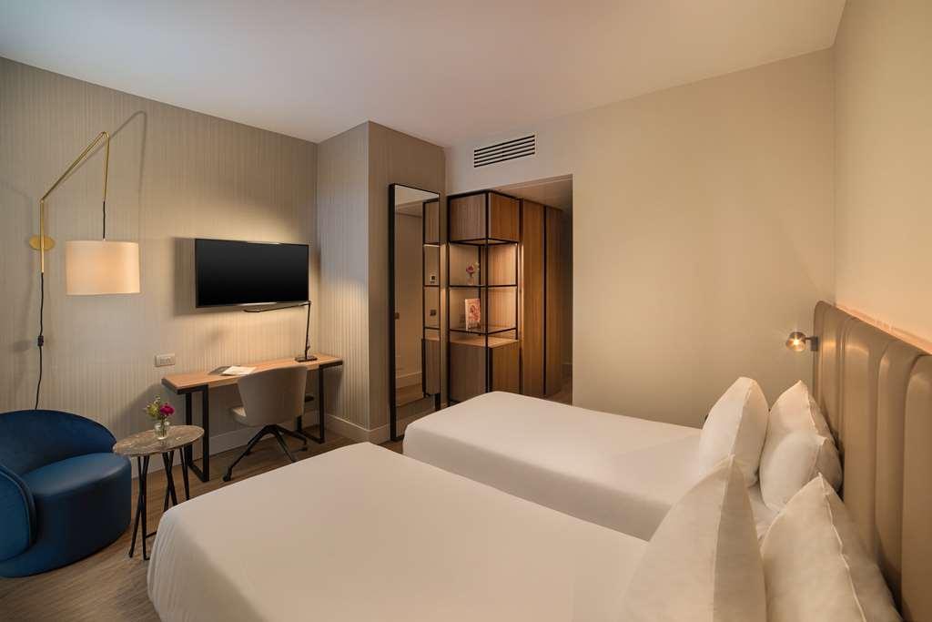 Nh Buenos Aires * Milan