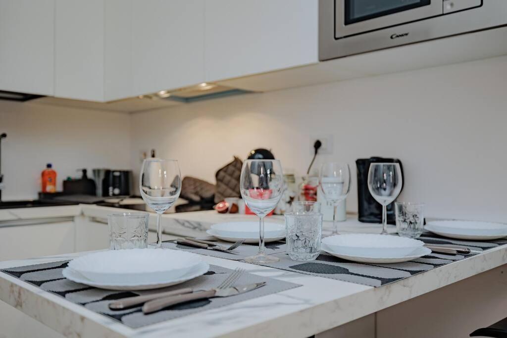 Wonderful - Isola District Apartamento *