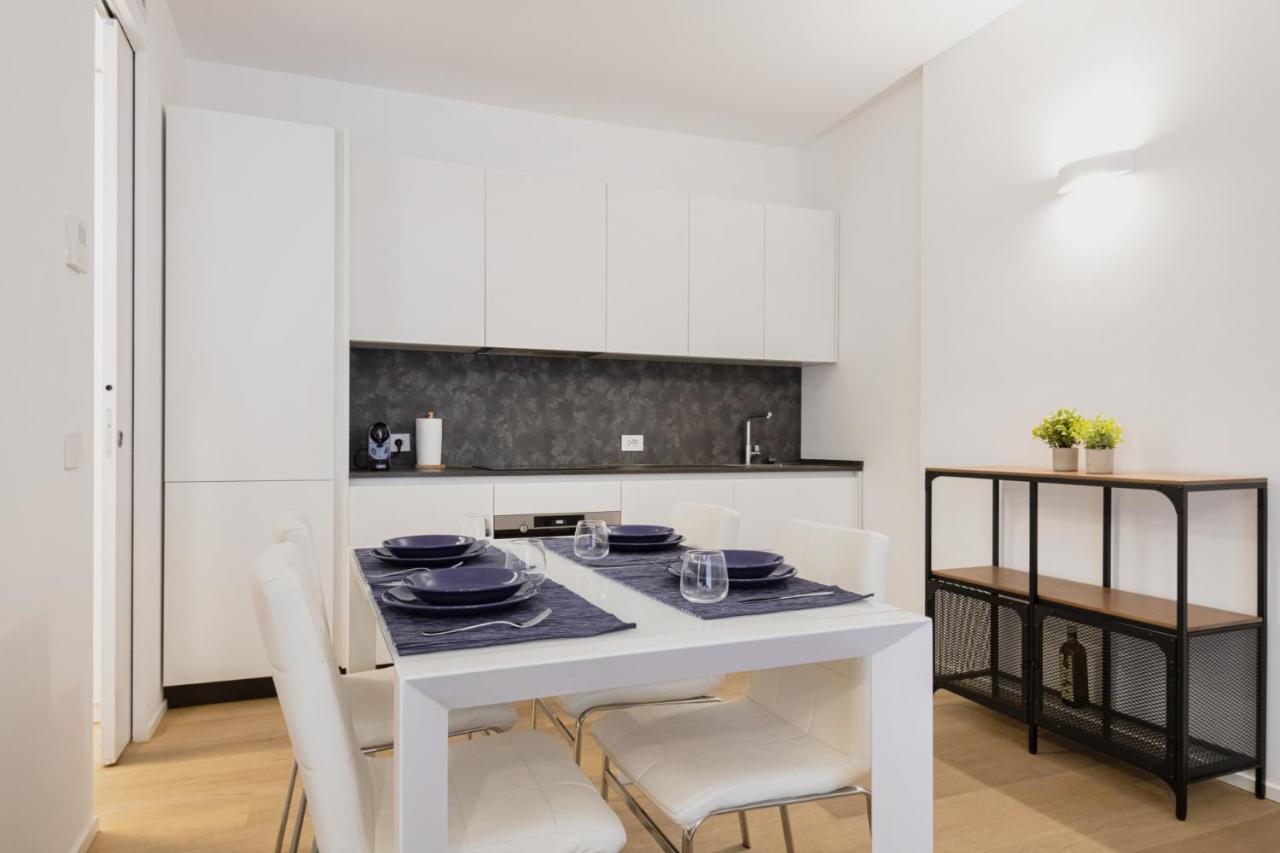 Apartment Easylife - Casa Moderna Vicino Life