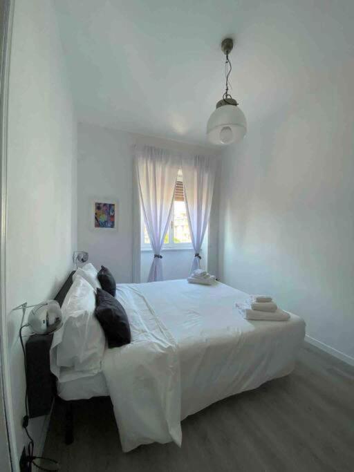 Olimpia Fidias Bilocale Isola Apartment